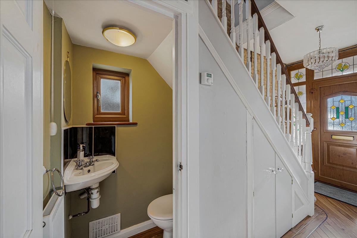 Property Image 230ce605-e487-481f-8092-86e2c6f00002