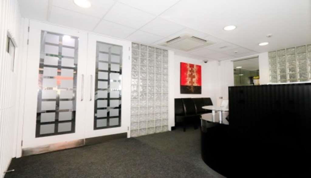 Property Image 230feb35-ae69-42d8-8eb6-5d263d1c3071