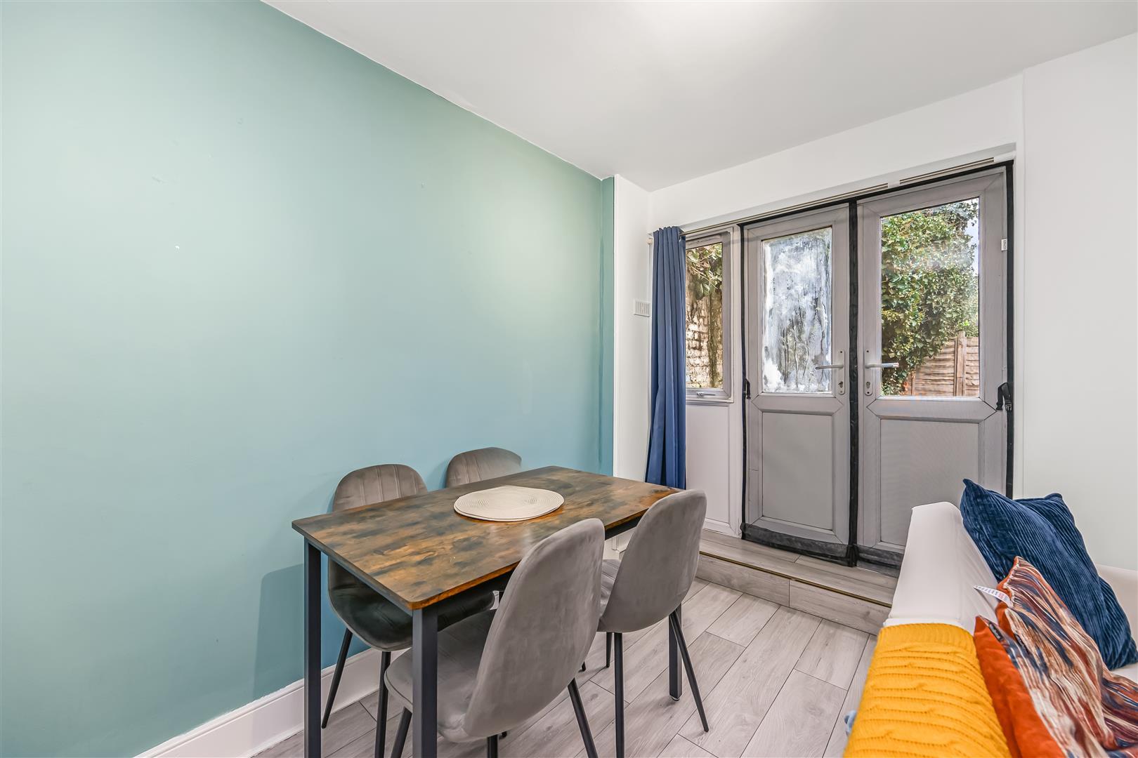 Property Image 23117421-cc5f-44be-aedc-dfec8e4e1e78