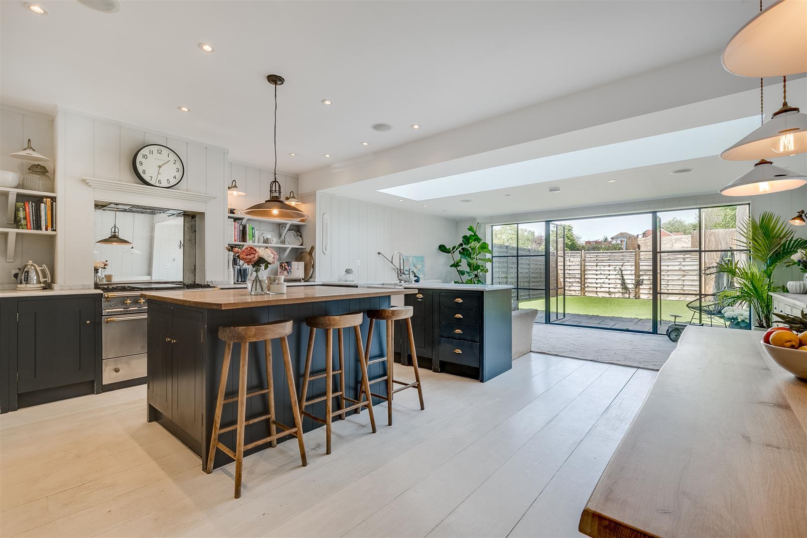 Property Image 2327db3f-bbfc-4db0-91d8-bd3383f6912c