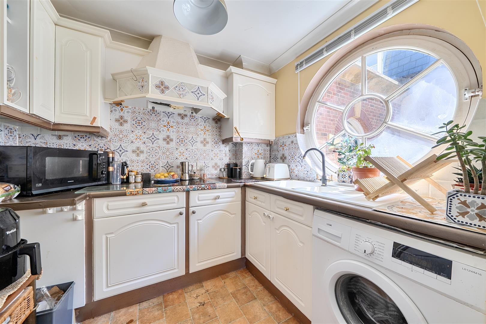 Property Image 233480c9-3f23-401c-86dd-073b6cd1b8e5