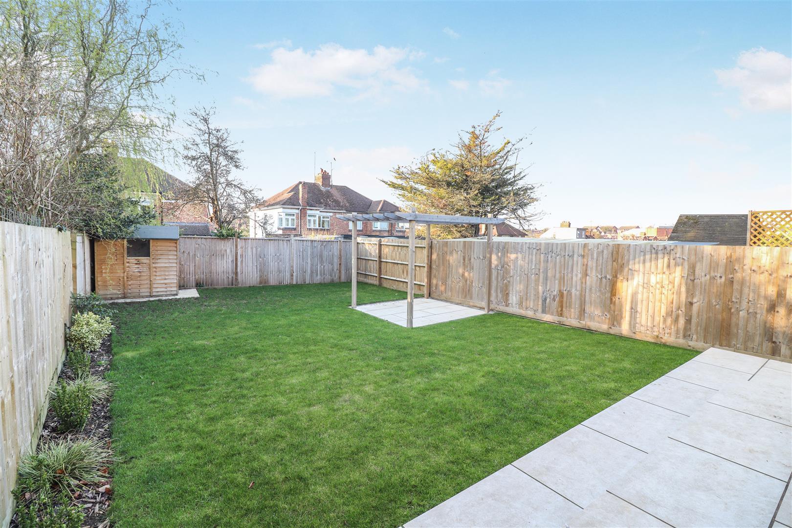 Property Image 2335a367-ed81-48eb-8a1d-13b127a6db36