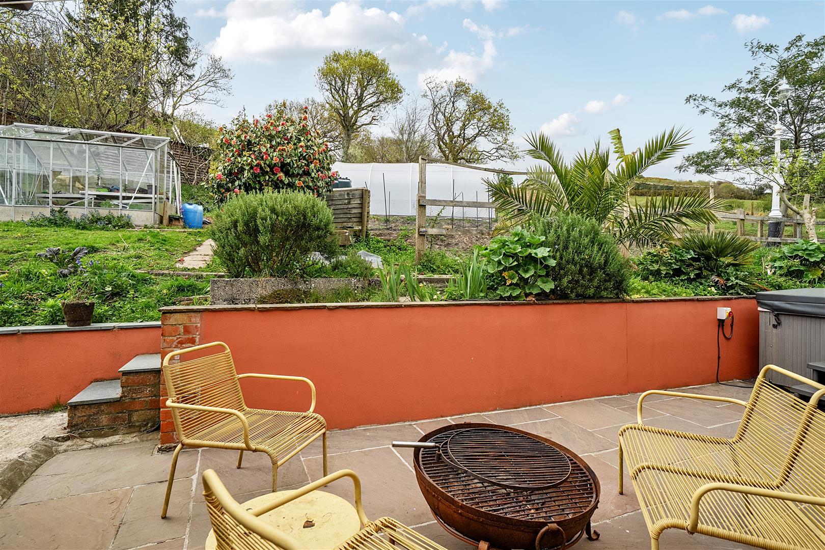 Property Image 234ce548-acf2-426f-8569-29c1b8a003de