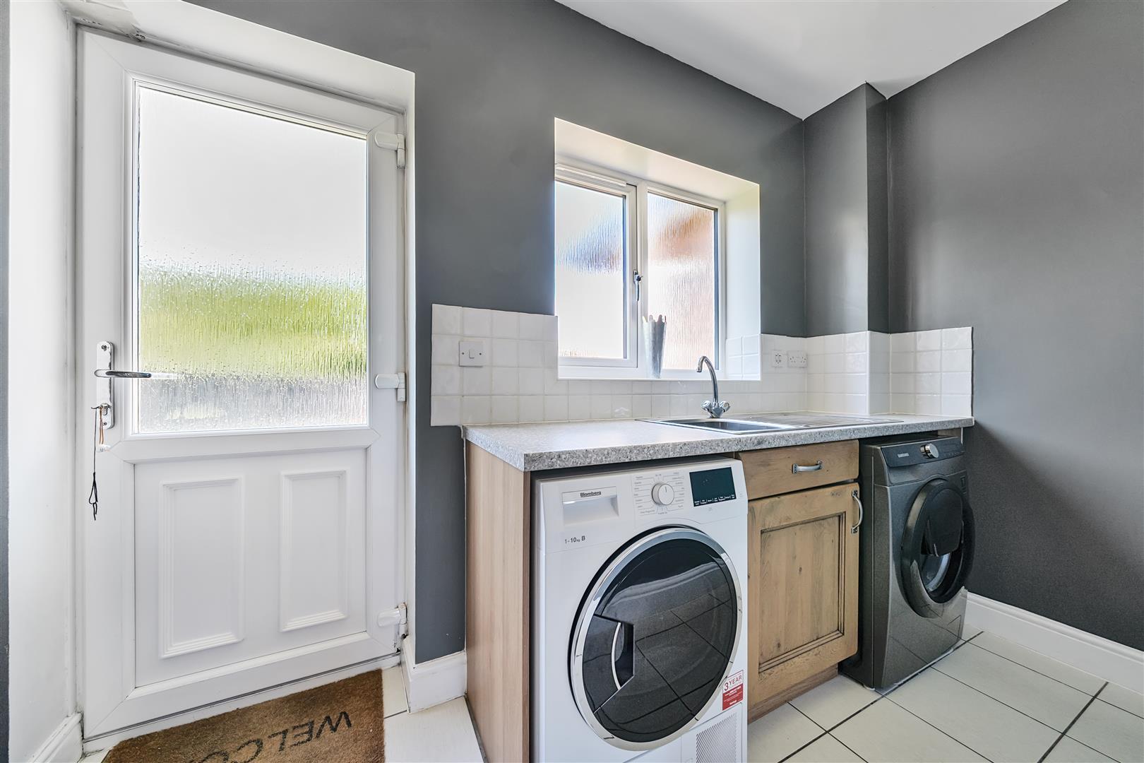 Property Image 2356f843-1a05-4982-a56b-8222f963e794