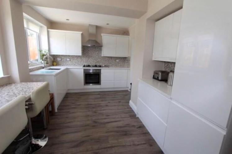 Property Image 2357c3bc-4df2-43a8-a05c-981bf7db42dc