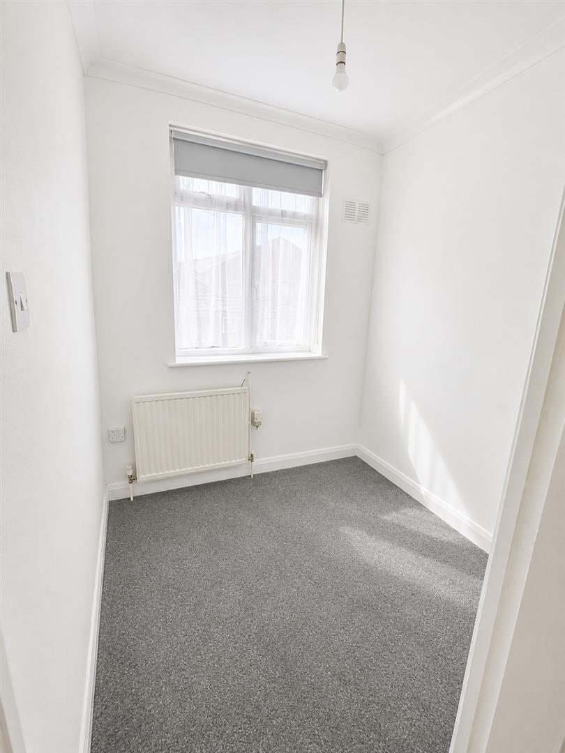 Property Image 235d381e-beec-4e06-abbc-24d43556a0f1