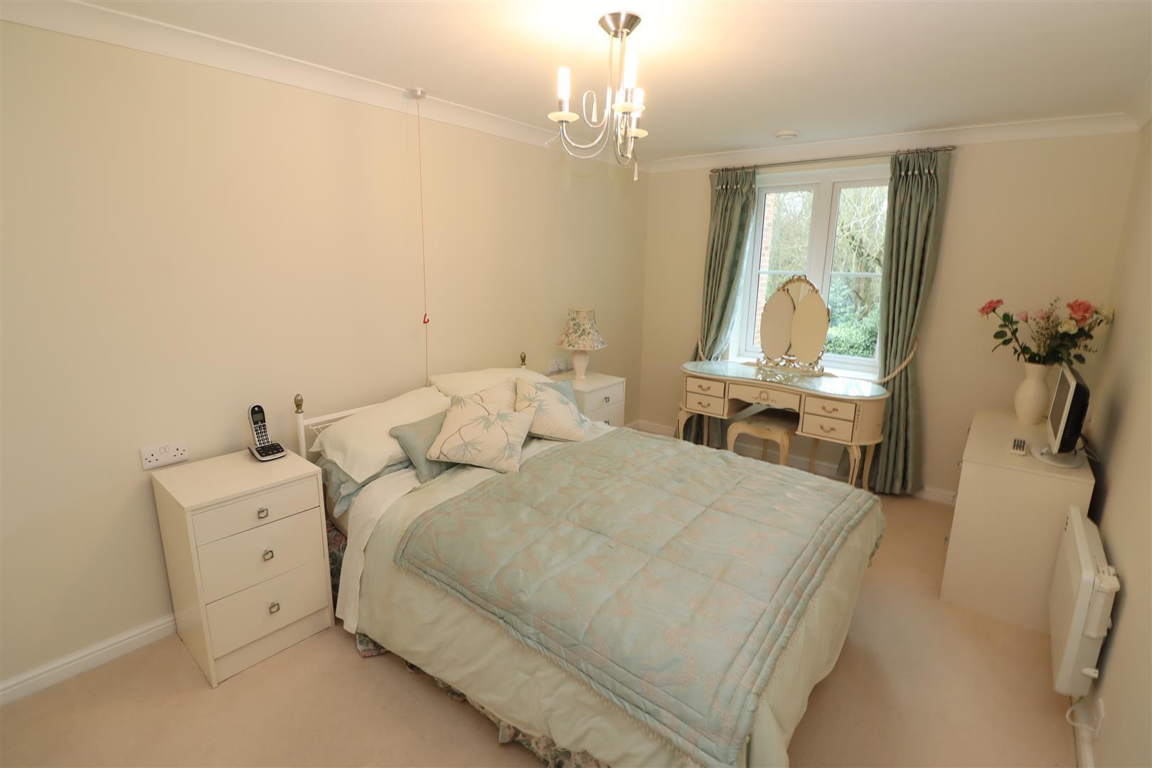 Property Image 236212d7-28f2-4b5b-979e-d8f45713a982