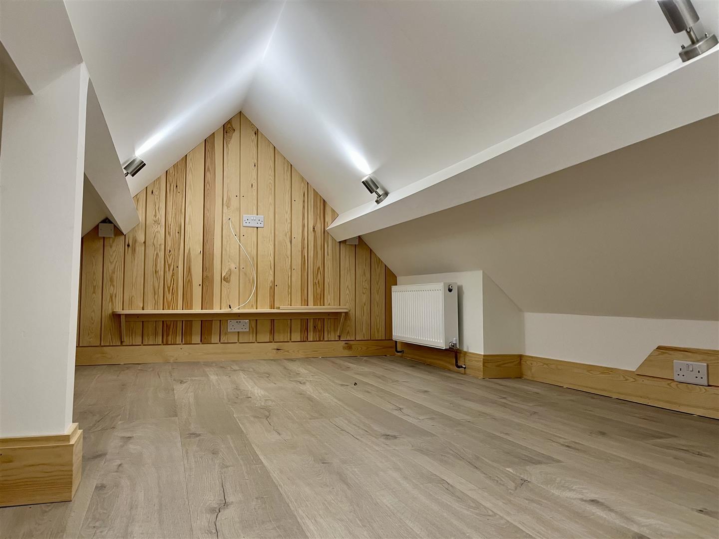 Property Image 2365f999-b0dc-4143-9a38-8cdd2614ddac