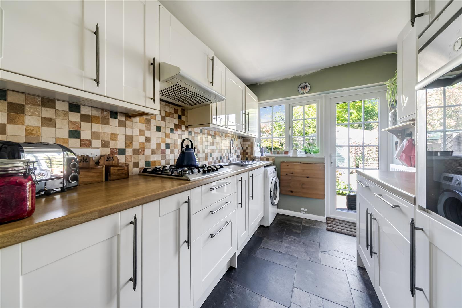 Property Image 23755d77-7782-4b84-a452-52ec52319774
