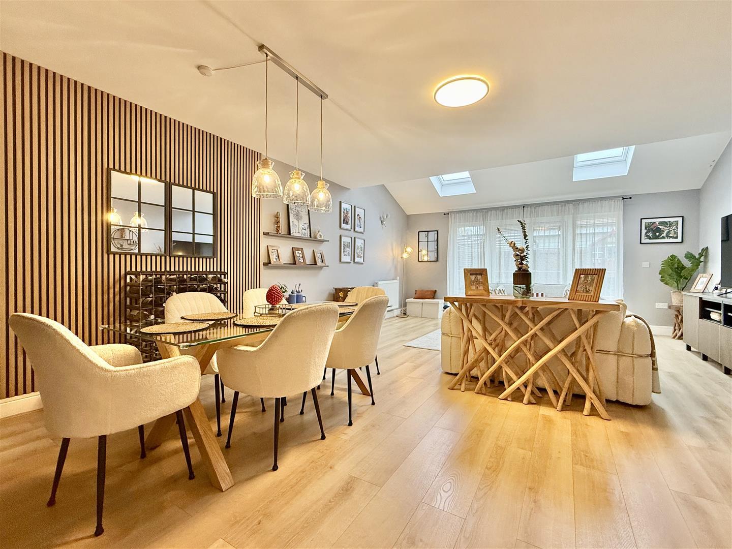 Property Image 237c6a05-97bd-495e-8aac-710b7fe0bbae