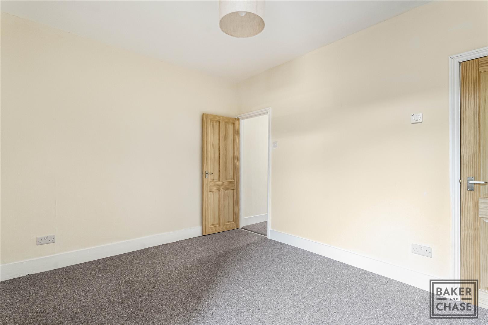 Property Image 2380d488-91fd-4cdb-a12d-f741bb795550