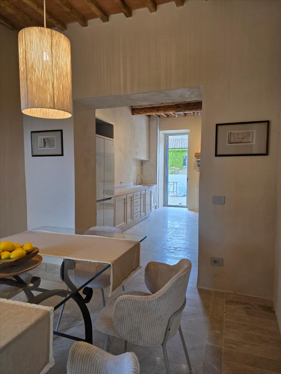 Property Image 23a35b51-7e03-4a38-83f6-beee71143944