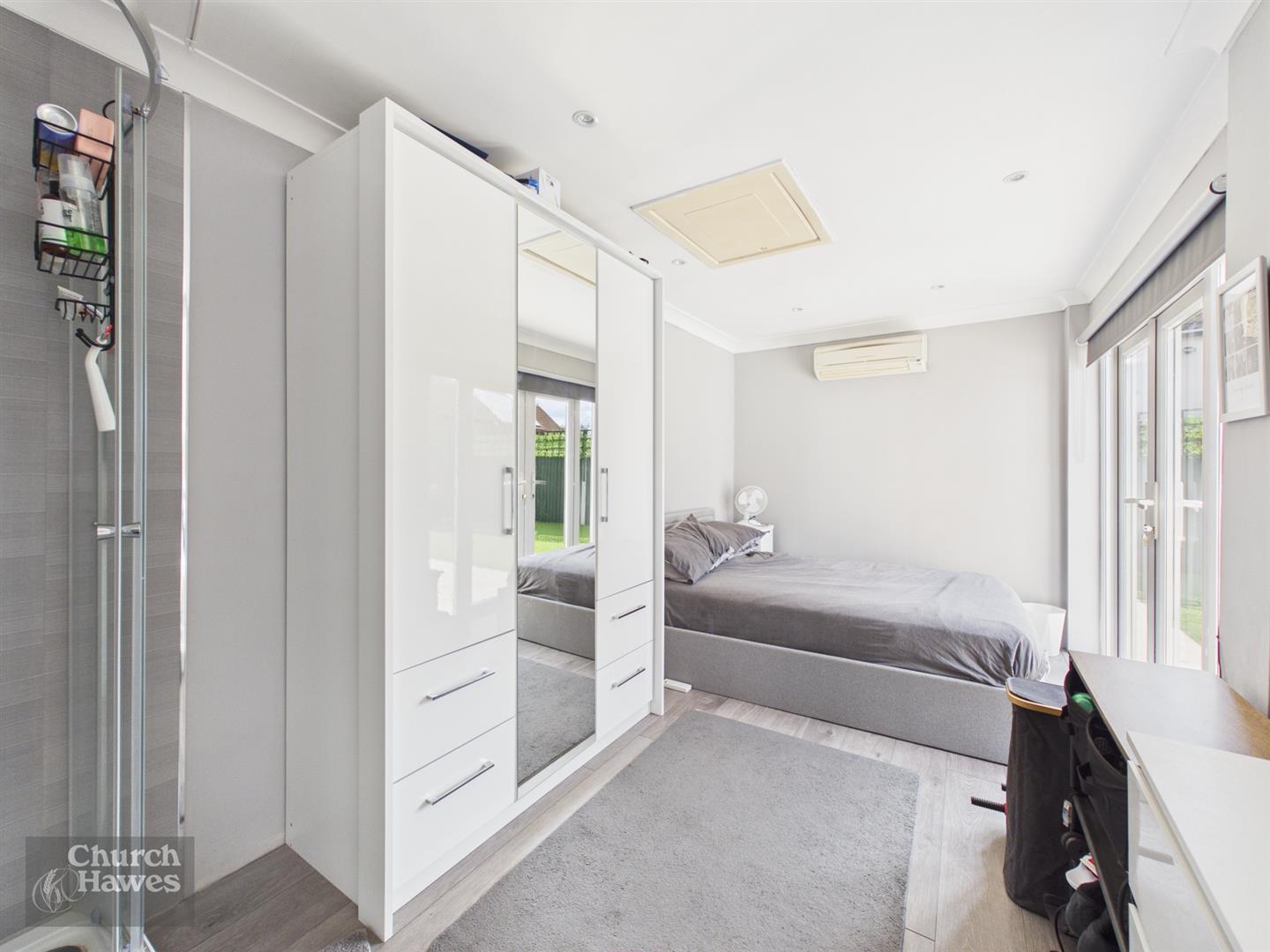 Property Image 23bcf601-c9a8-48e4-bcbf-b166af03a902