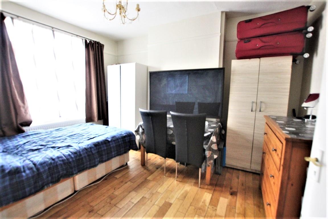 Property Image 23ca54a8-384d-4477-a3f2-d0a35e1bf8a8