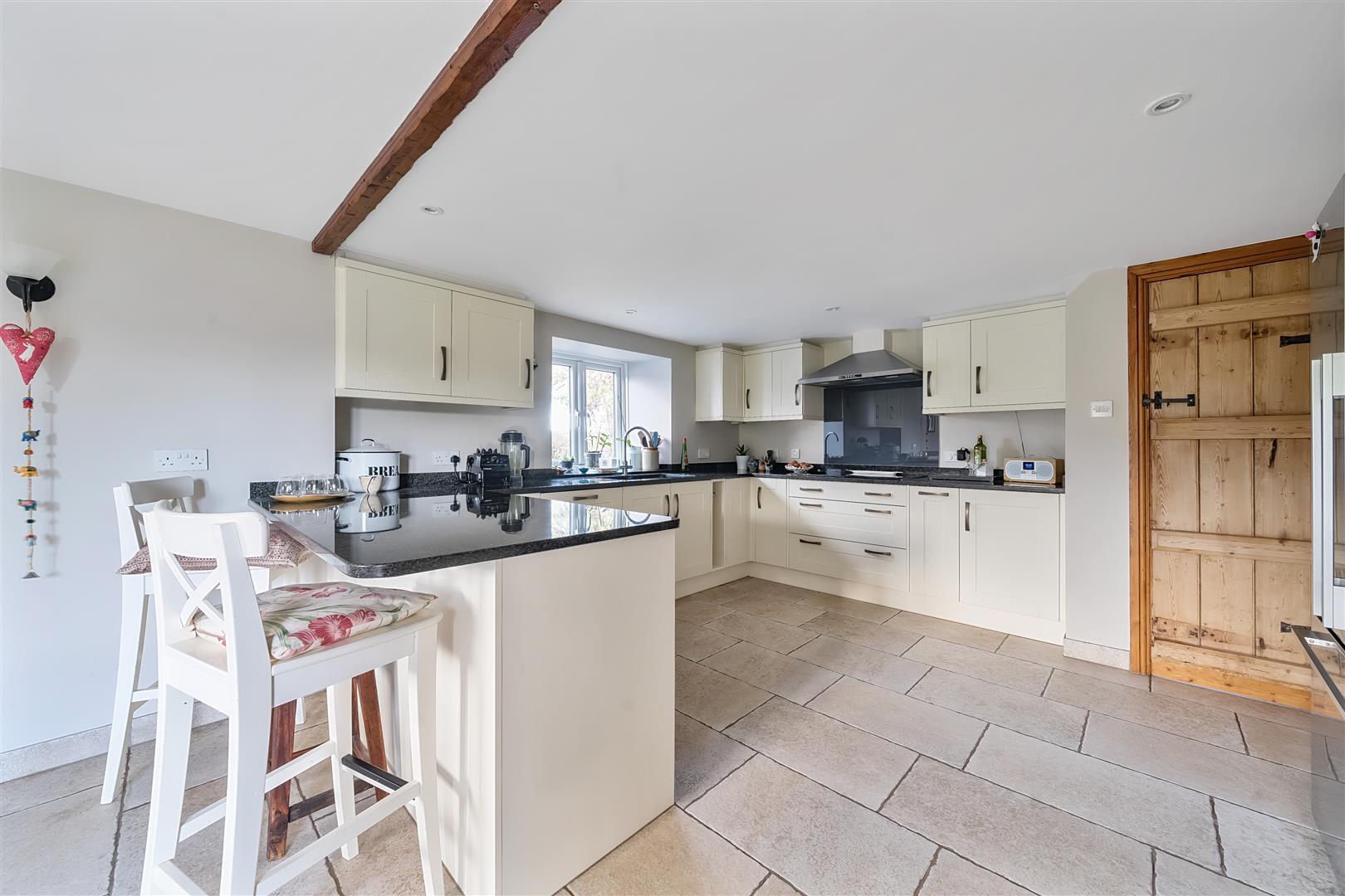 Property Image 23d3fcdc-0051-4a7c-a859-56cb3a03f694