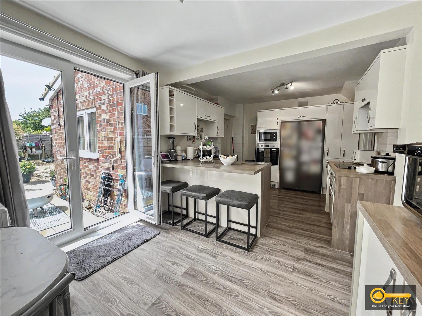 Property Image 23da9046-5ad8-4f8e-91f3-f9d9bece1132