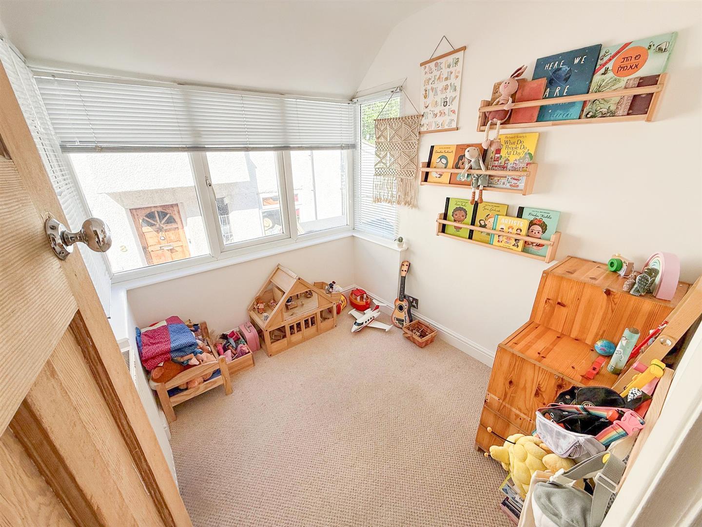 Property Image 23dbf400-0c4d-4f03-8671-a2341b868afe