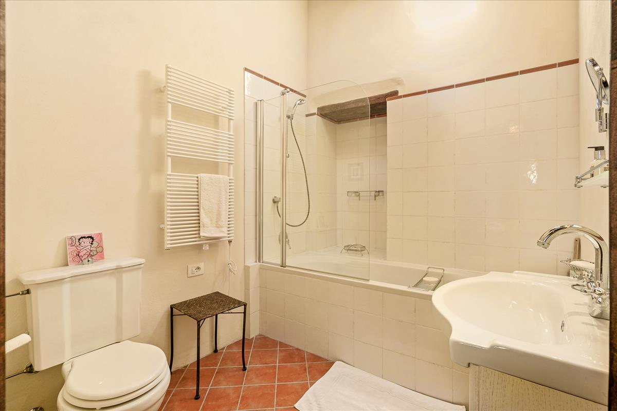 Property Image 23e7d4ec-401f-4370-bd73-095a1ea47387