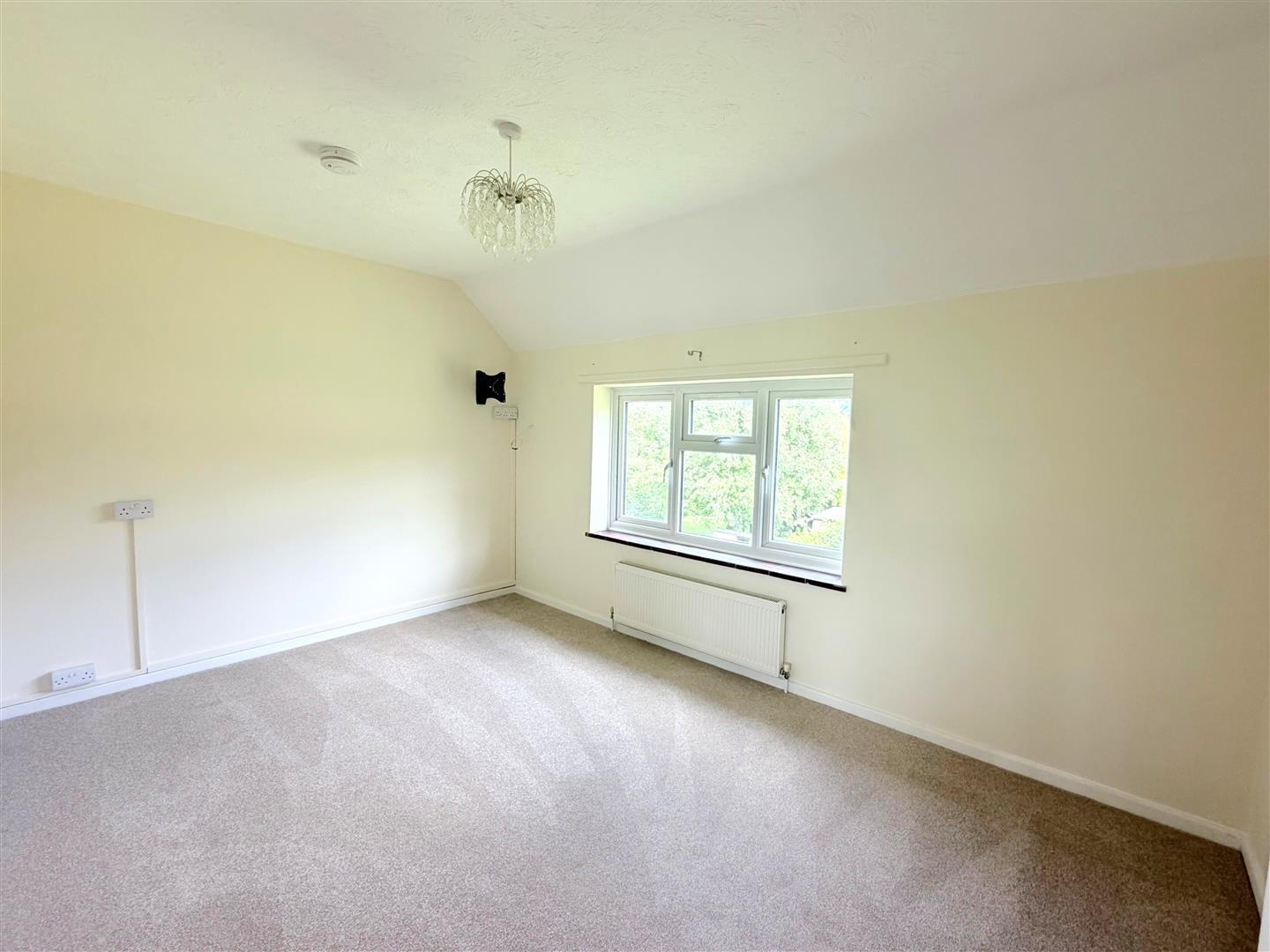 Property Image 23ecef66-fa54-4438-b245-72886fd4c05e