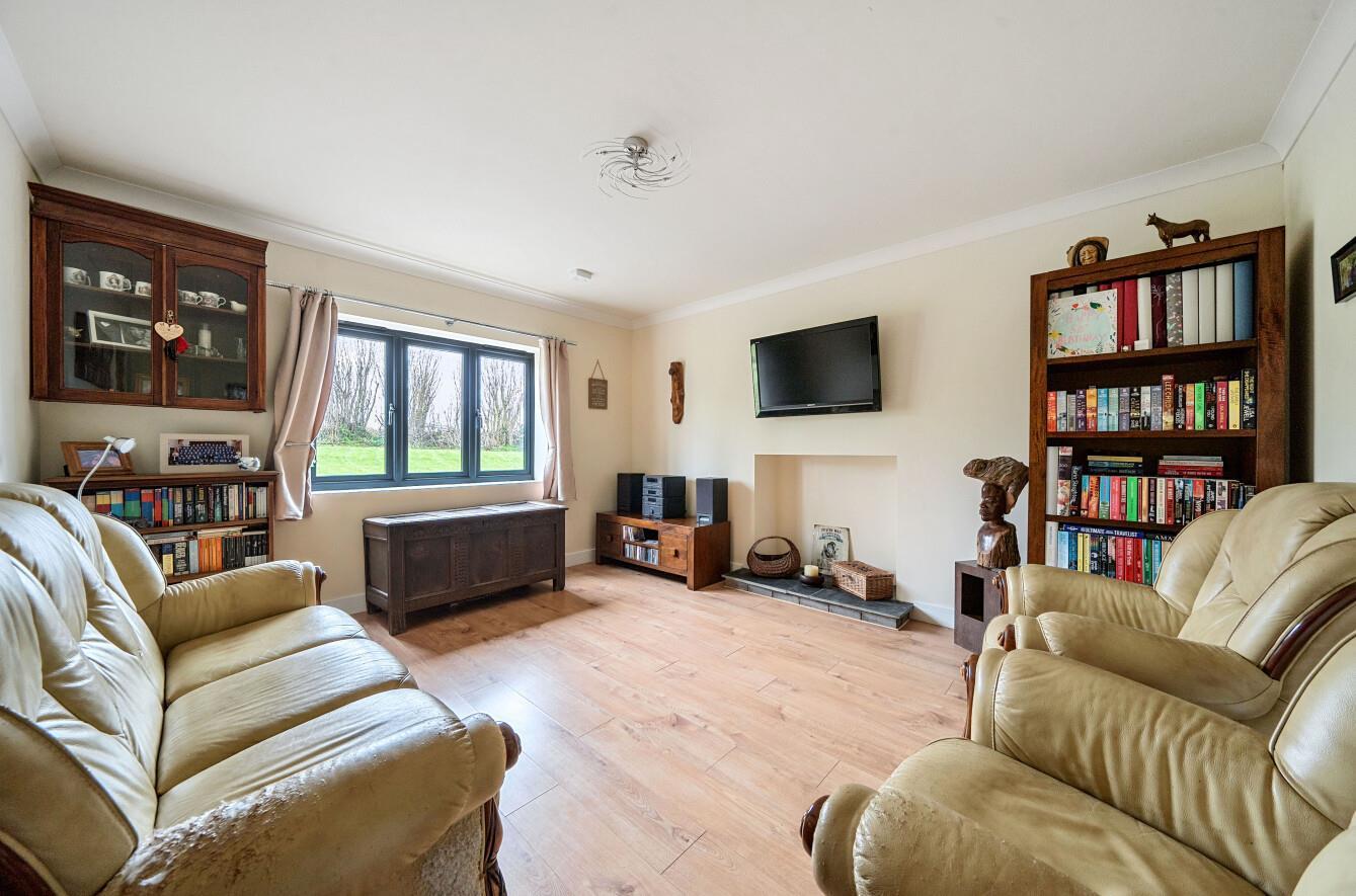 Property Image 240471b1-c407-42c4-b40a-93f95bdfba44
