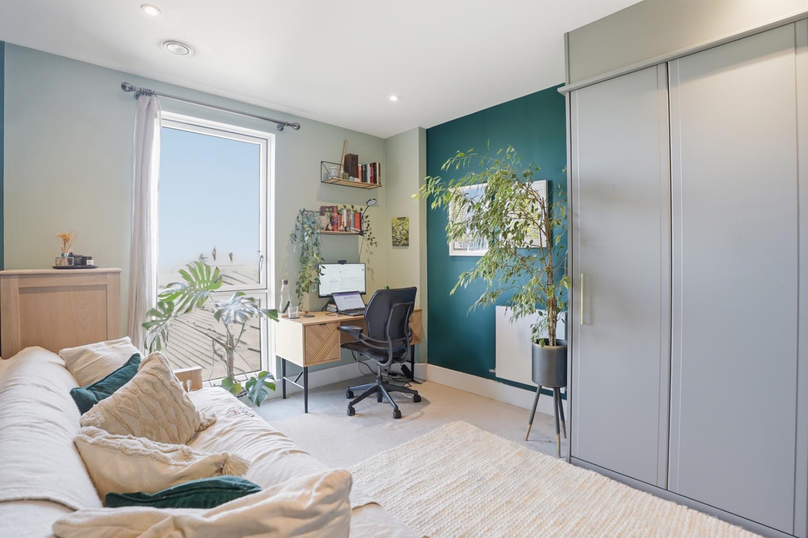 Property Image 24051141-fd16-4628-8abb-becc8773026d