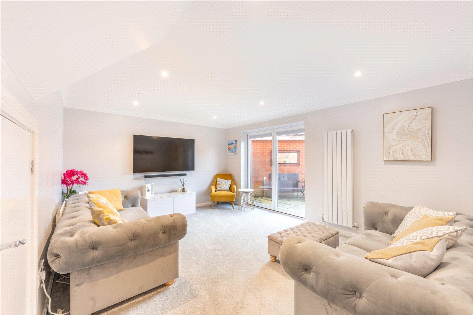 Property Image 24076104-d921-4c82-a95f-8e0beab74e44
