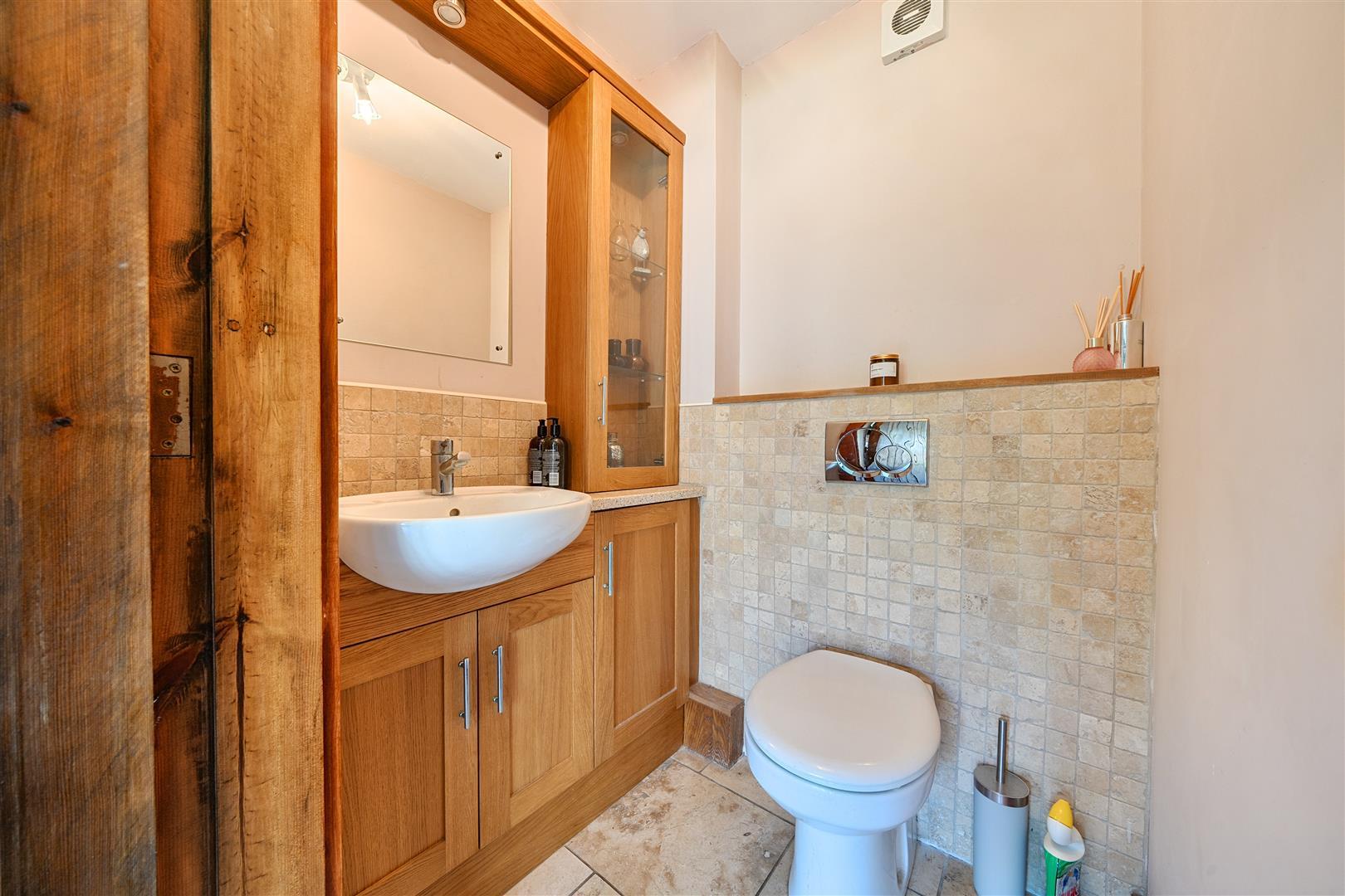 Property Image 241020bb-b1f5-4d0e-84d5-a042cfe5309a