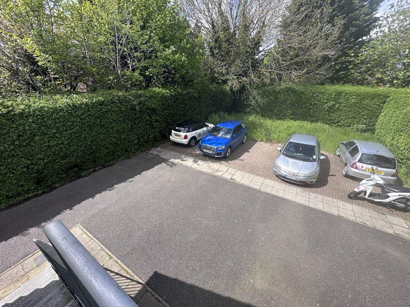 Property Image 24163802-a928-4311-9c7d-170aa8e602c7