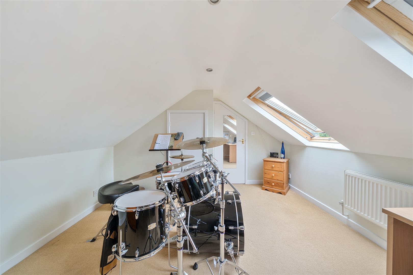 Property Image 24175815-81bc-4c92-82da-32ee760fe7d9