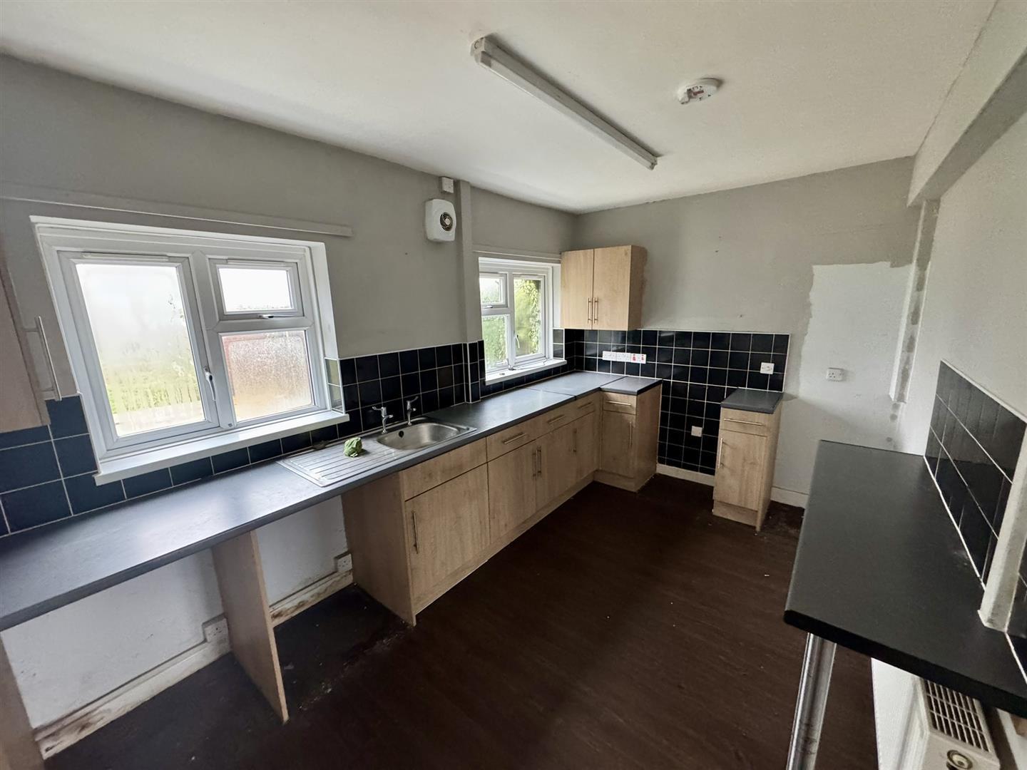 Property Image 241b9f31-0687-435c-866d-d16e028bd3fb
