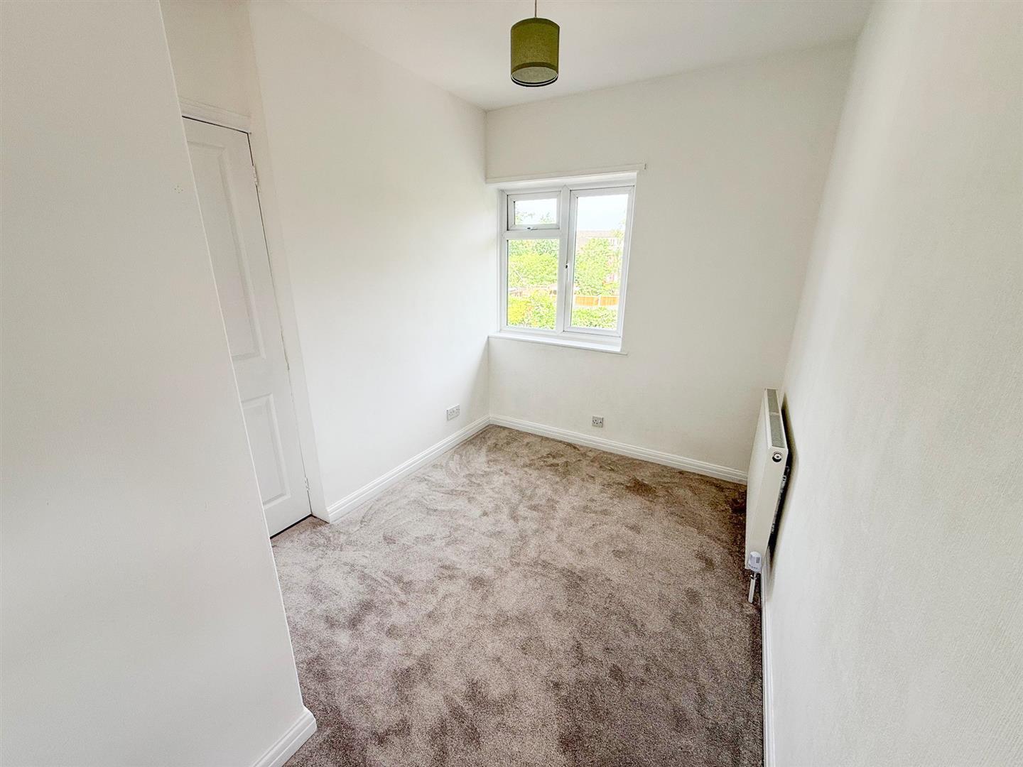 Property Image 2420ec6e-9fca-4eff-8b16-0d2a5b9e665c