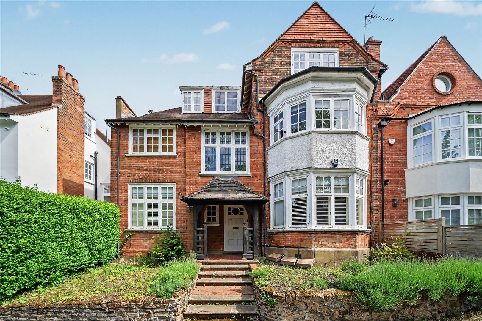Property Image 2423f35b-fb16-4522-a457-888278a411ba