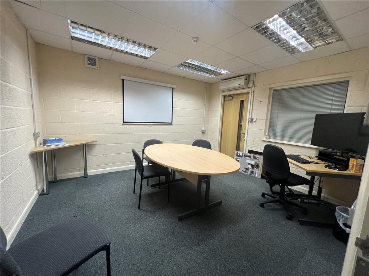 Property Image 2425876e-a8f8-48b2-b1b7-8fc3218a0769
