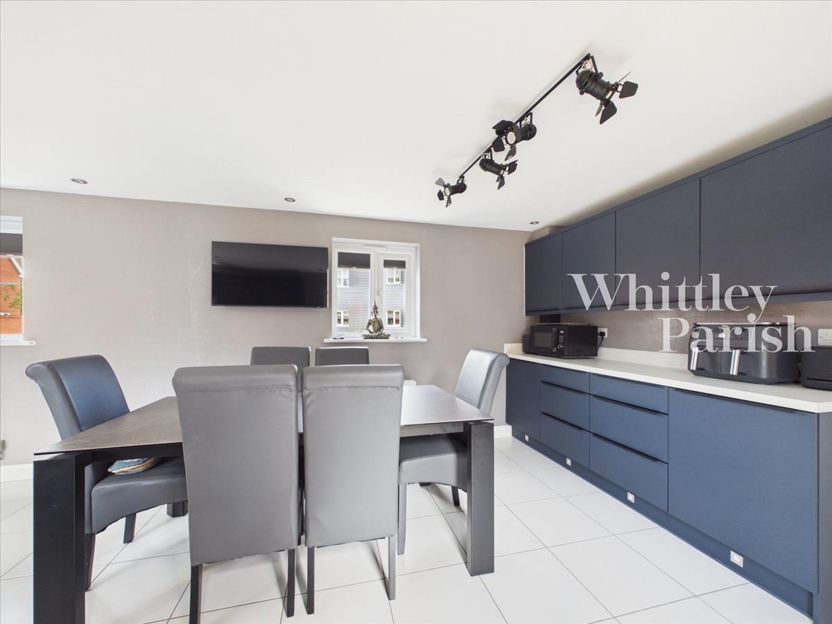 Property Image 2429f462-14b3-47e1-b976-fd395375d281