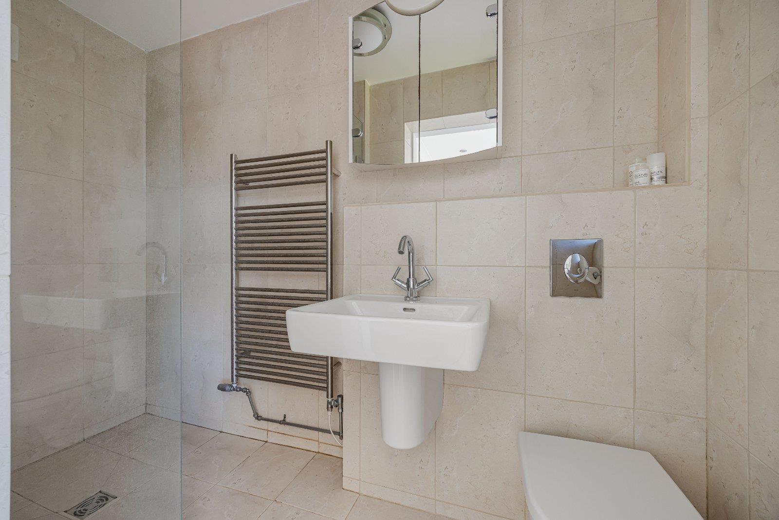 Property Image 242ce123-5d25-4c40-8976-e1a63de85075