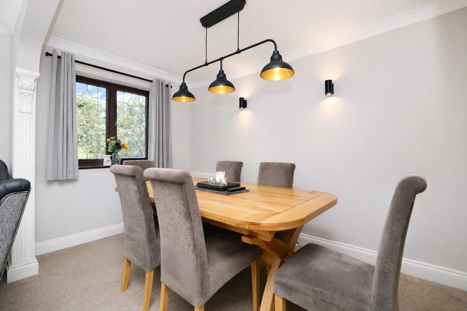 Property Image 242f289f-5115-4158-8fa6-3caa58e4f3cc