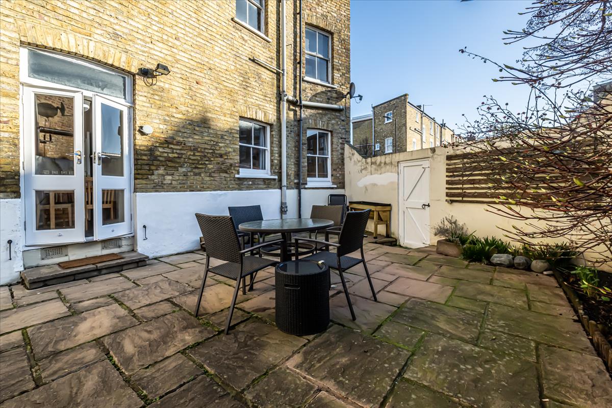 Property Image 2438dcca-b3f6-46b4-9e19-95fa9008471f