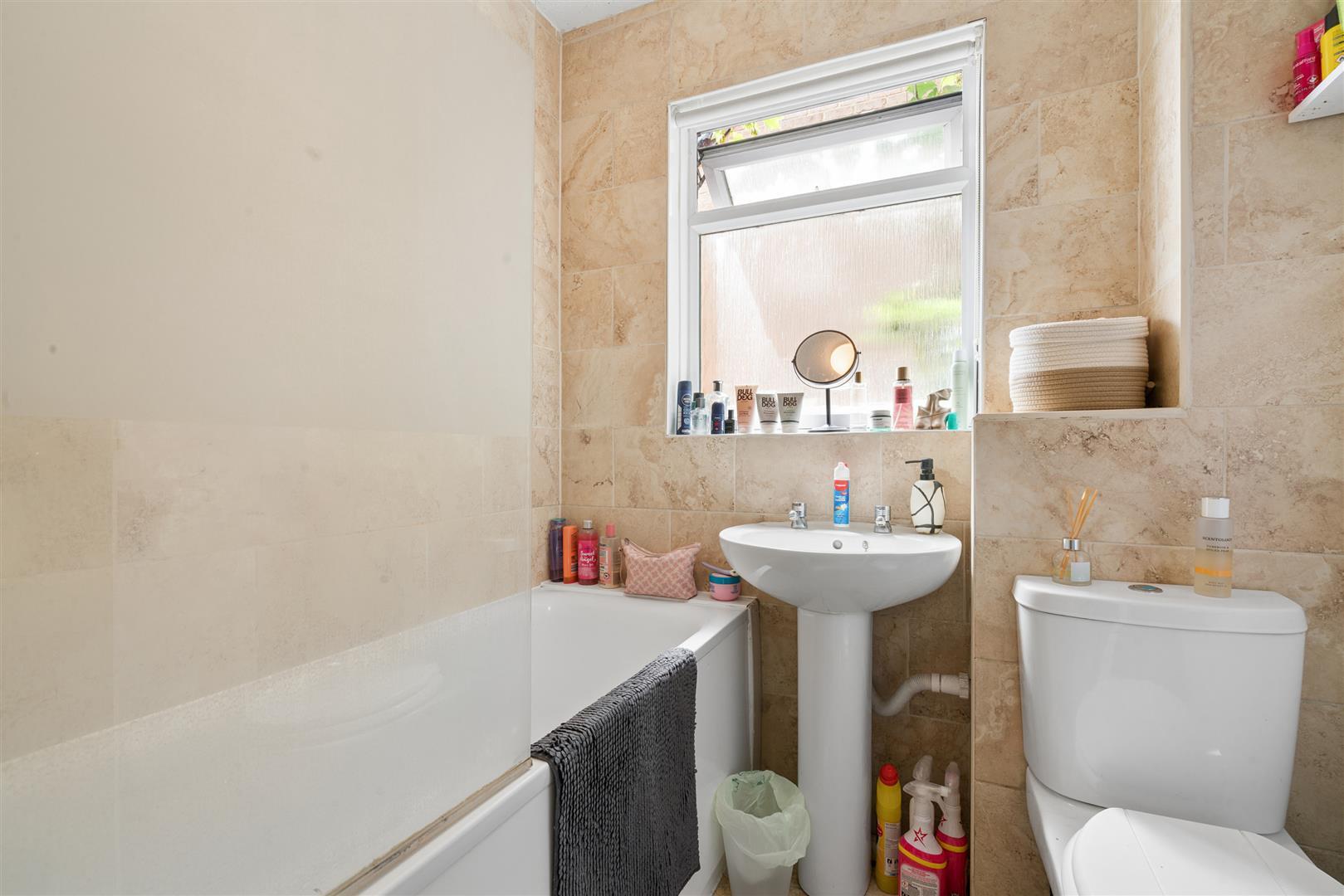 Property Image 24398c65-3d05-4d78-80ed-862716552e55