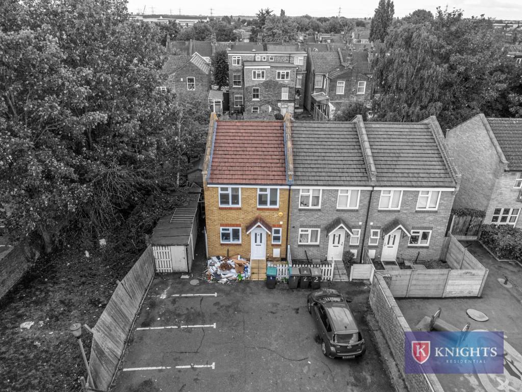 Property Image 243b3f22-1872-4d9e-bc78-d4d9e28f1363