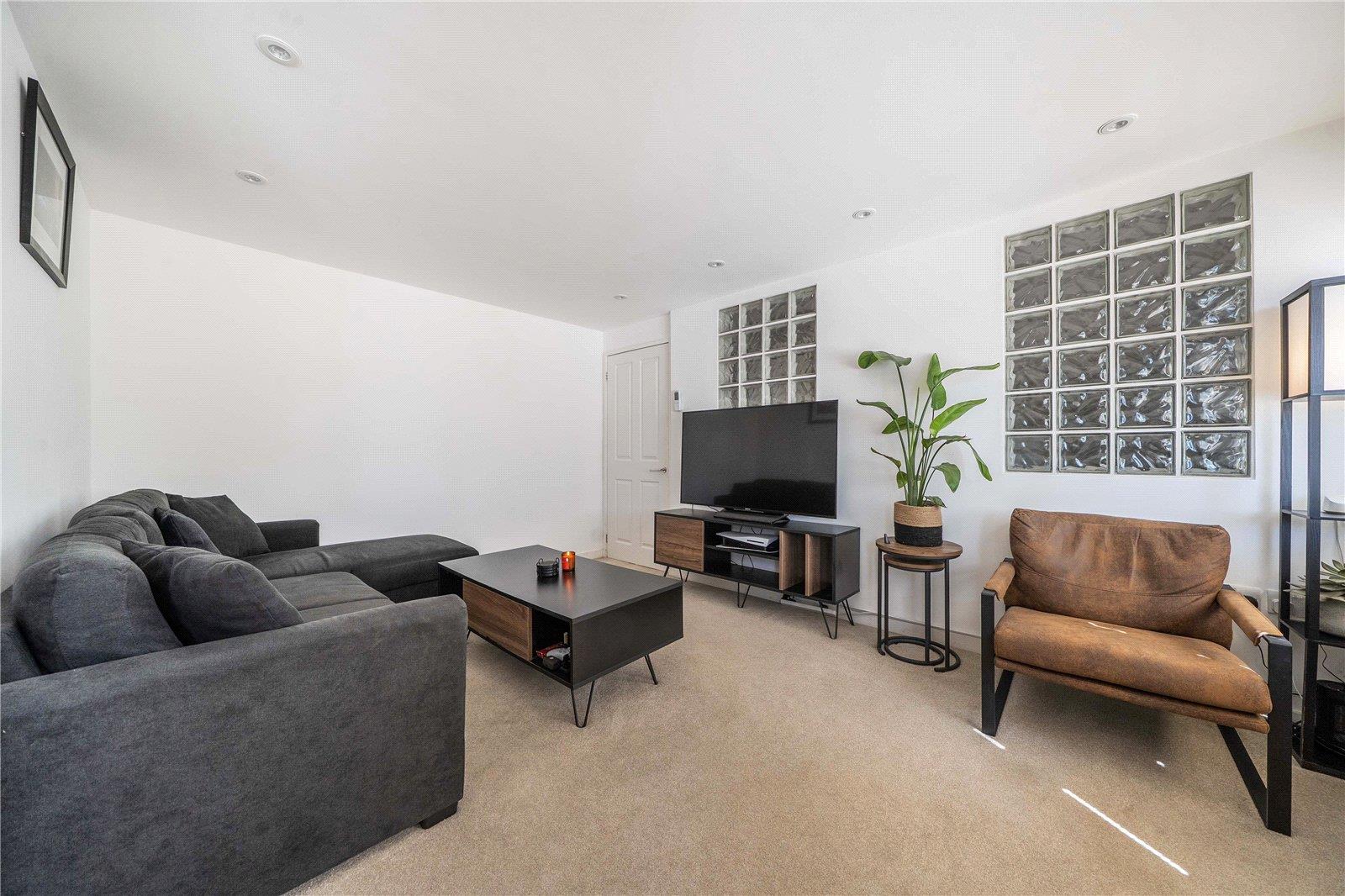 Property Image 243e24fa-1b1e-4766-a18c-ff1f5c203f49