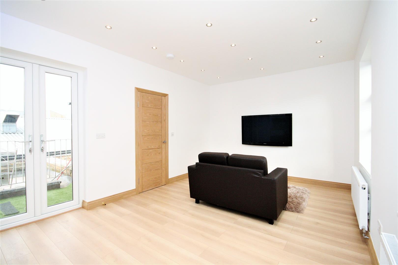 Property Image 24404752-aeaa-4993-8132-273aaa1506ef