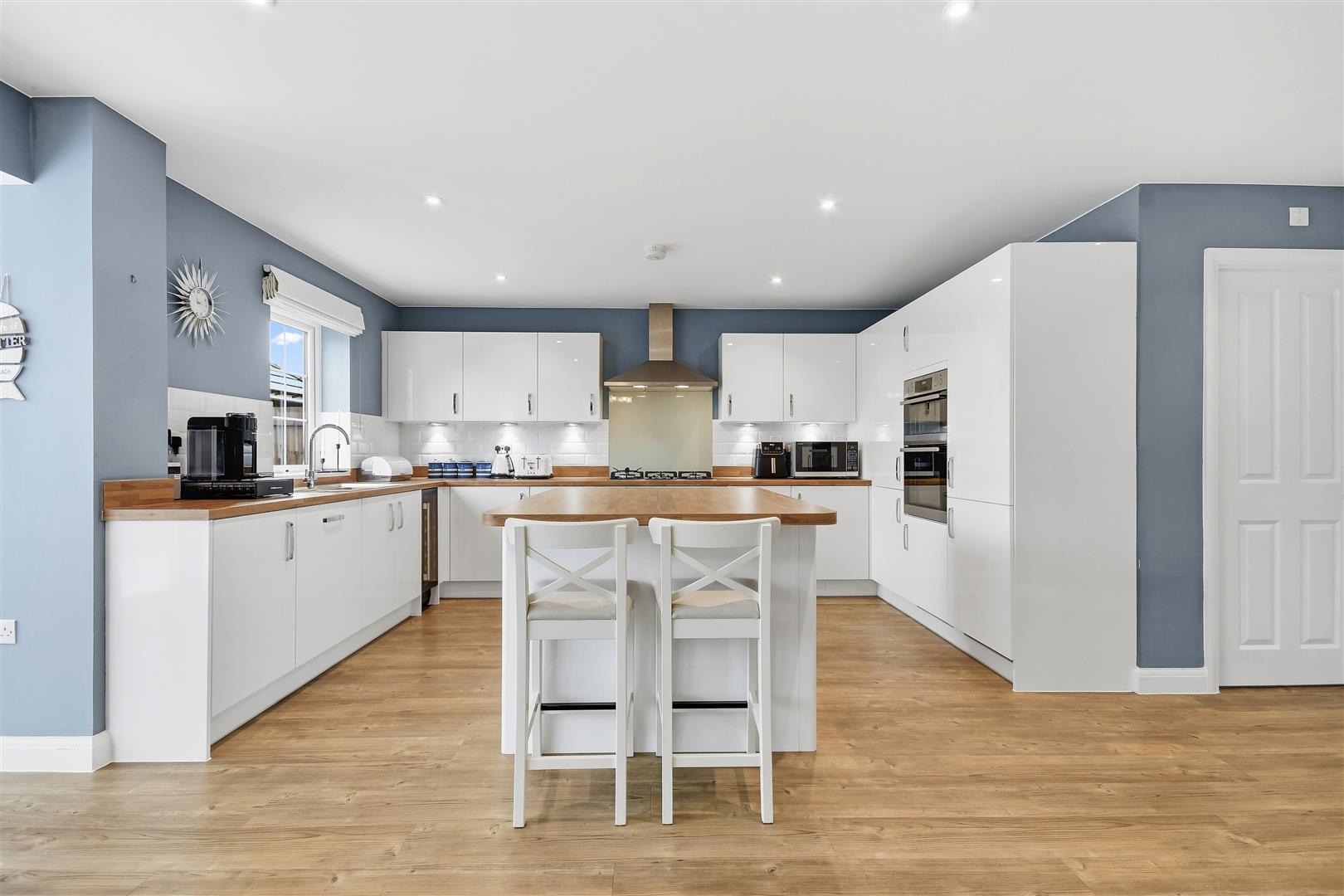 Property Image 244c47eb-d703-471a-95a9-89a45b1aaf3e