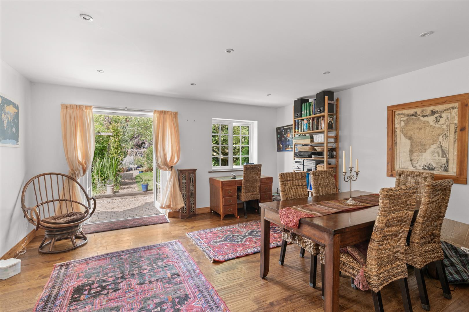 Property Image 245966a6-ad97-49d8-b908-e27331498daa
