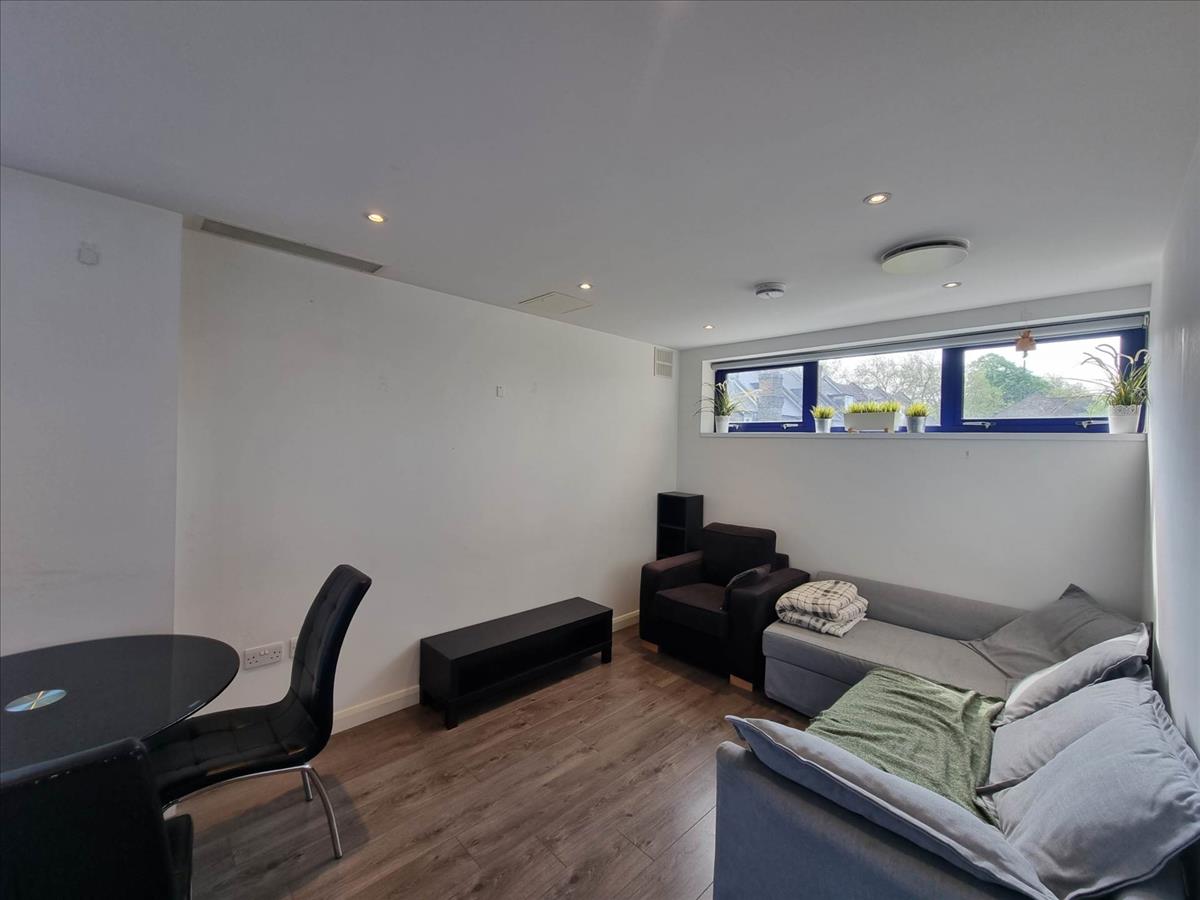 Property Image 2466b2fc-8da3-4714-8f5d-7b029f49b189