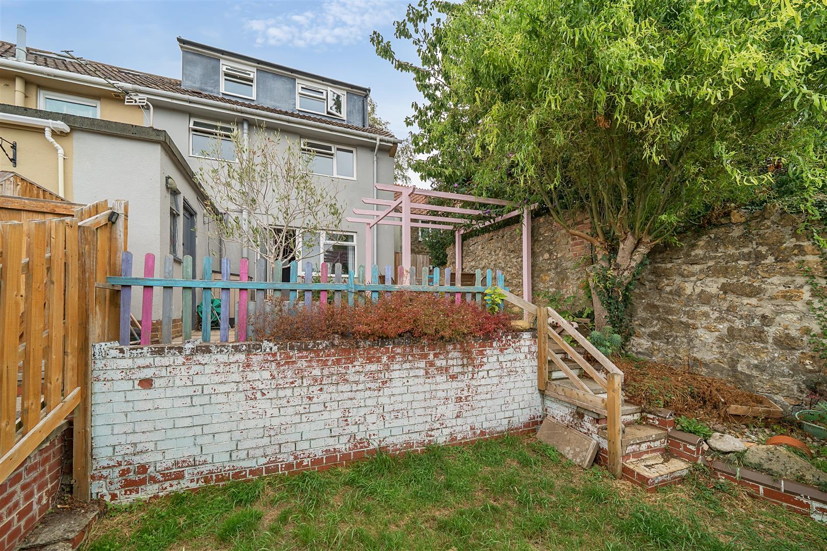 Property Image 2466bb4f-a896-4e79-b58e-1b24410e728d
