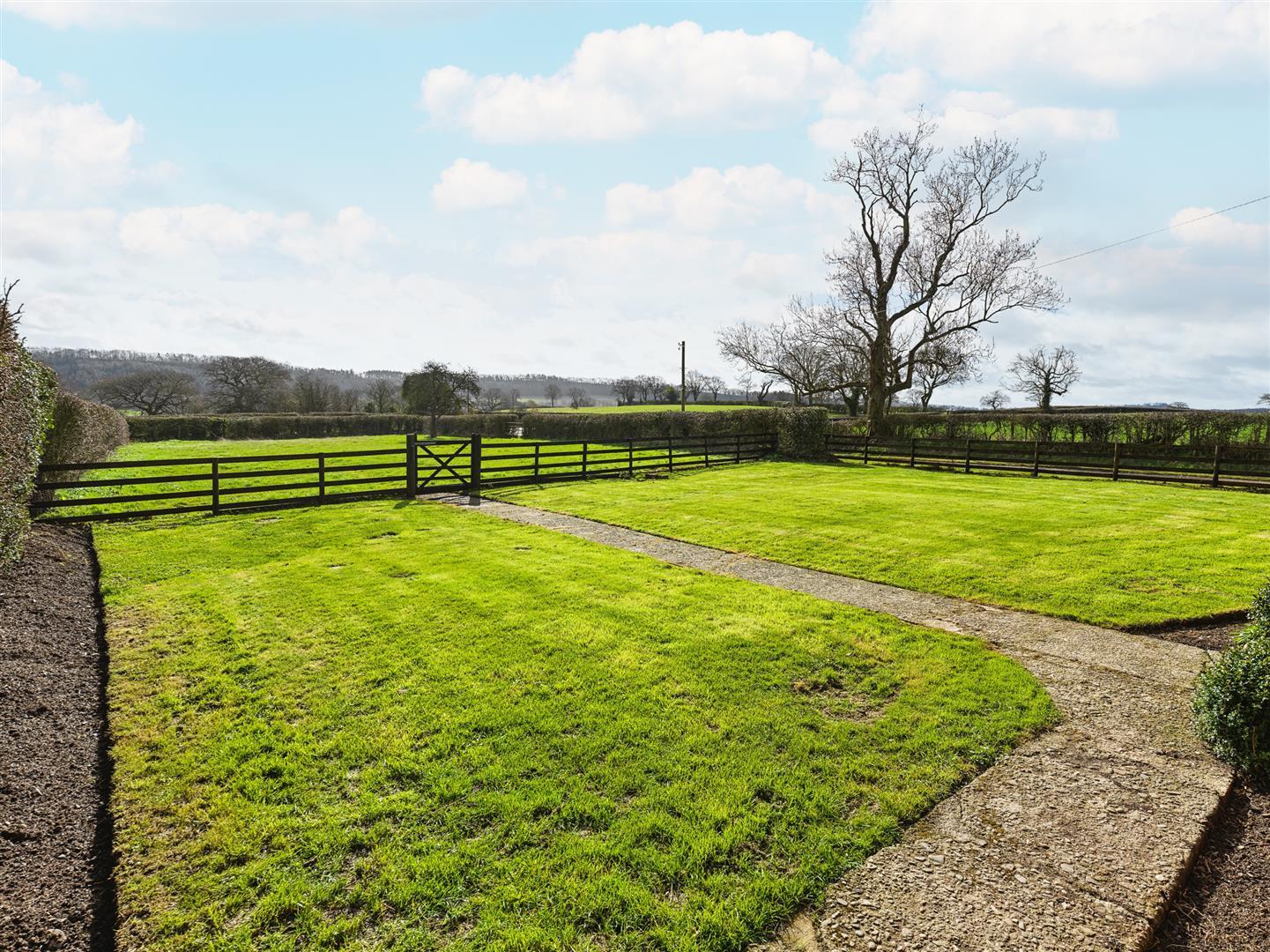 Property Image 246820e7-0db6-4c75-9979-a88817ac3e46