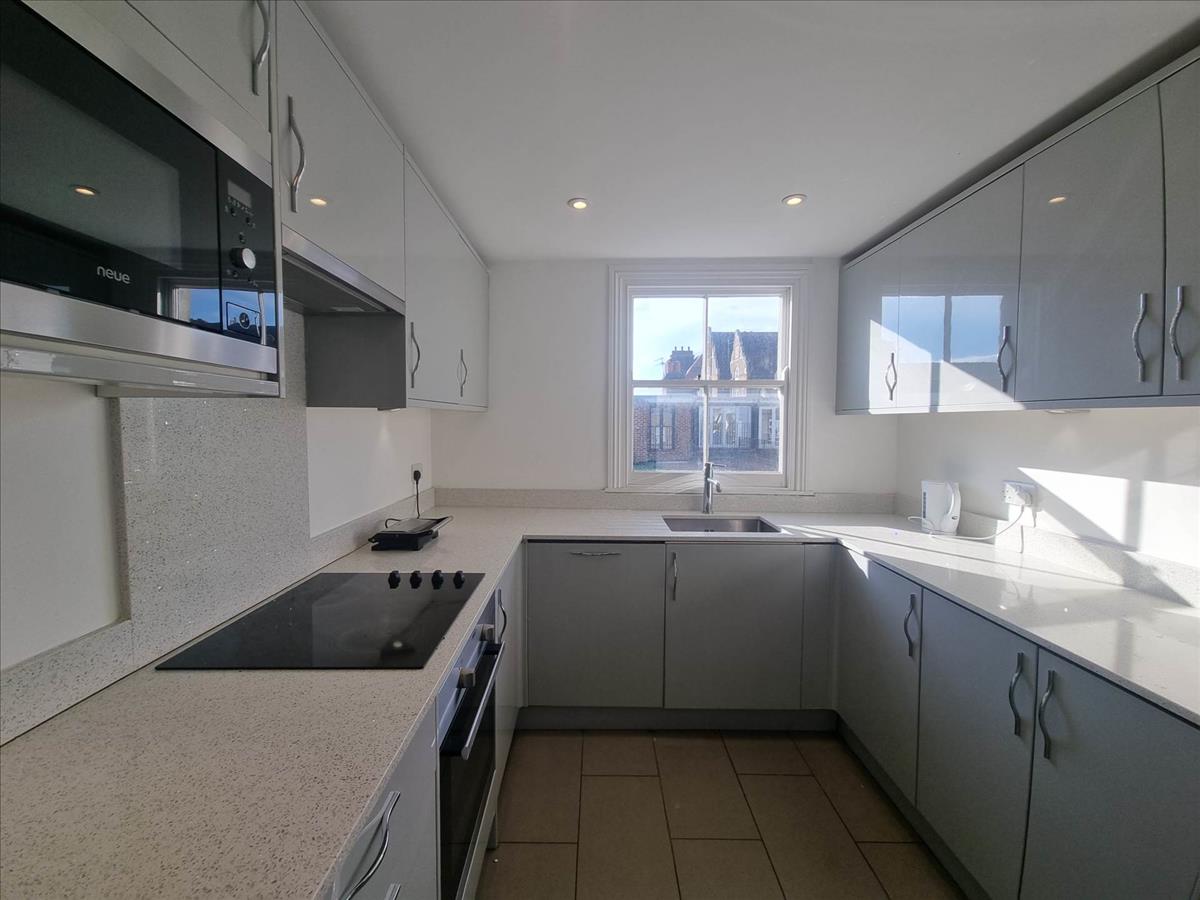 Property Image 24716993-c14e-486d-8c53-0b09ef839c51