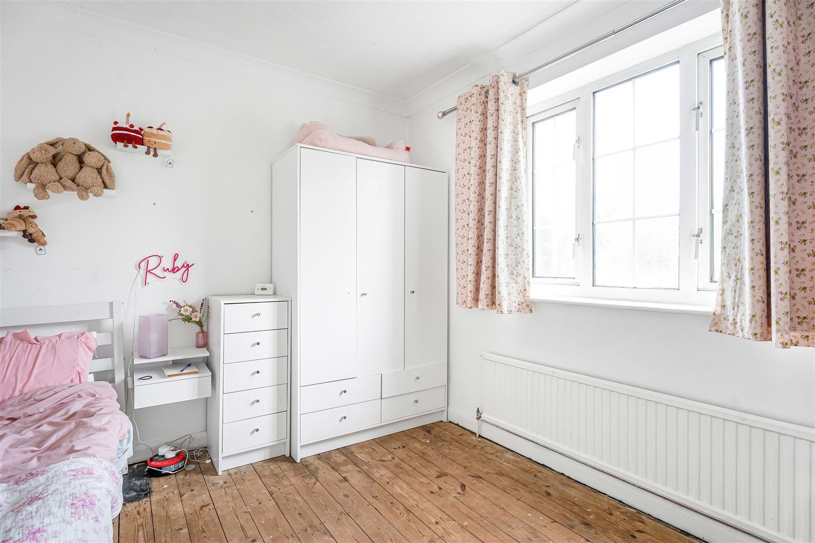 Property Image 24825065-5b48-4a30-b060-3fb63ba97b71