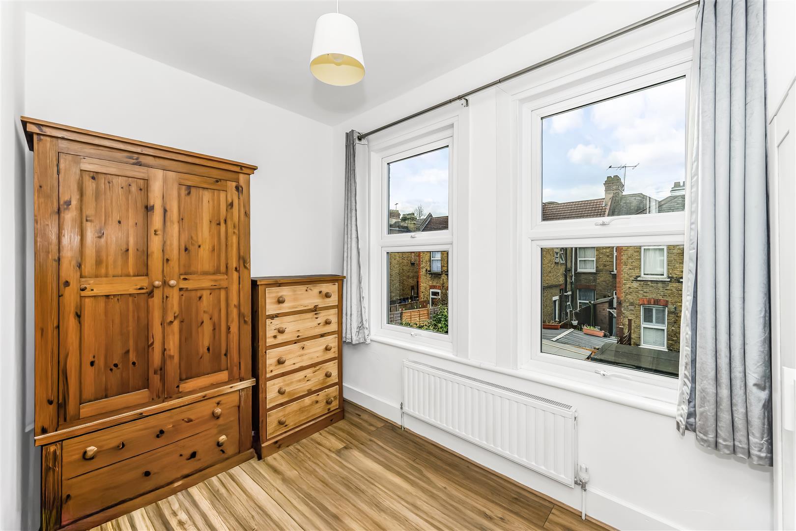 Property Image 2489f533-02d0-4011-8440-85f32e2ca3b4