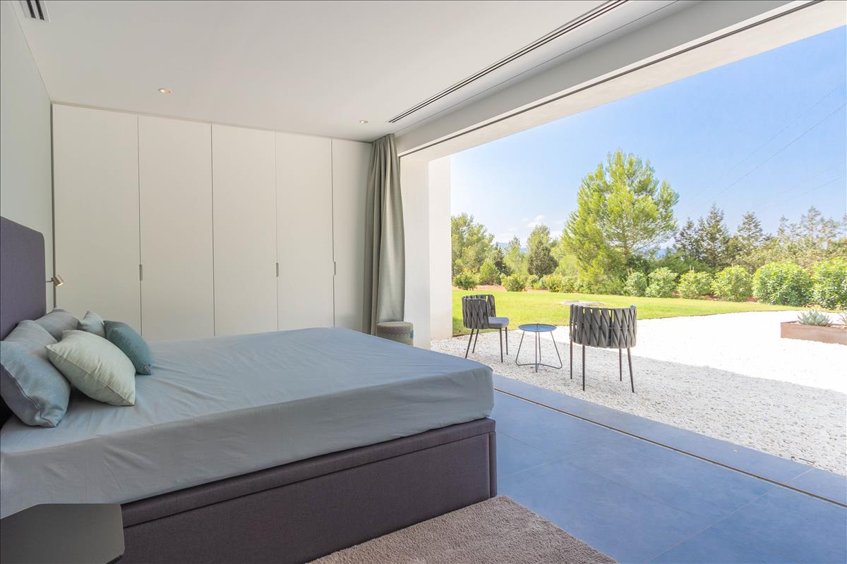 Property Image 2490b930-2b7b-4c26-bd18-3f8186b9998f